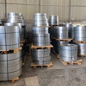 Precision 304 304l Stainless Steel Strips Cold Rolled 2b Surface Finish